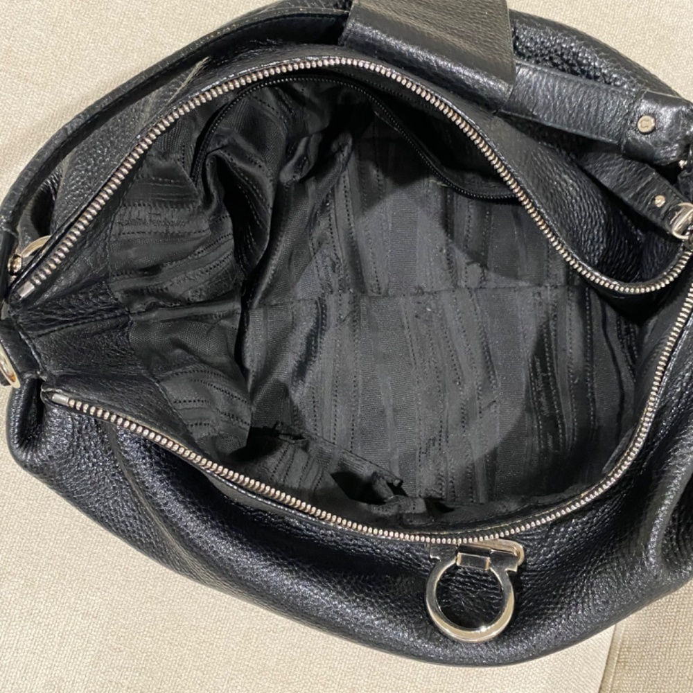Salvatore ferragamo bag - Picture 10 of 17